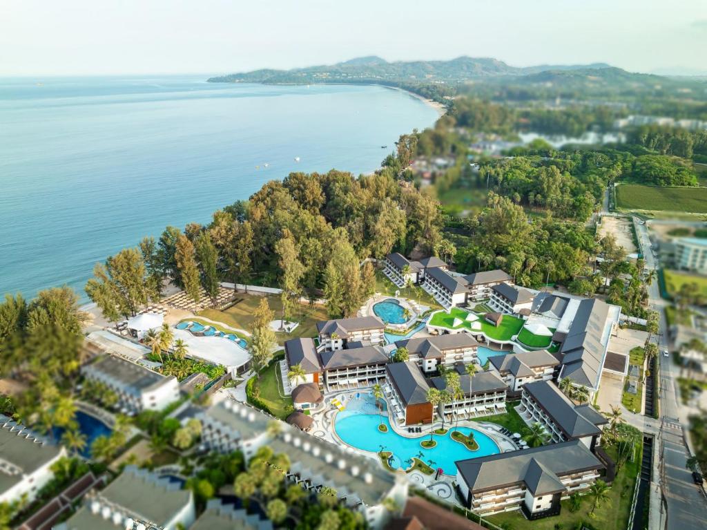 AMORA BEACH RESORT 5*