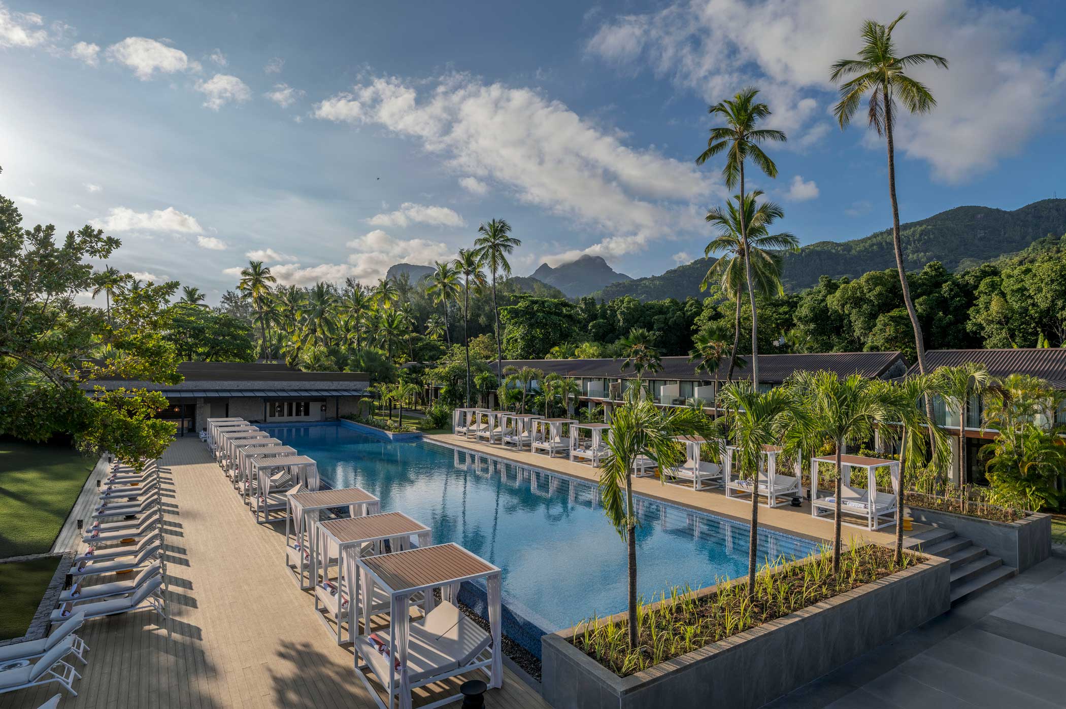 Avani+Barbarons Seychelles 4*