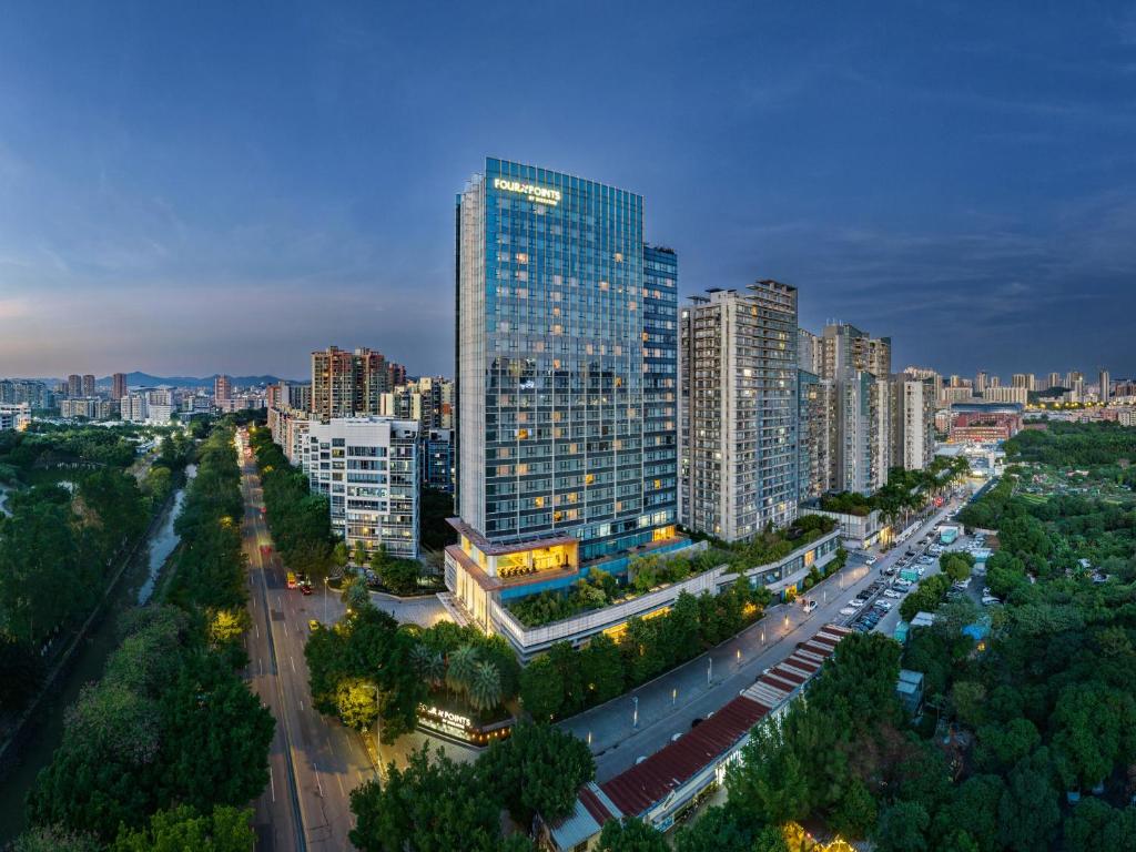 FOUR POINTS BY SHERATON GUANGZHOU, TIANHE 4*
