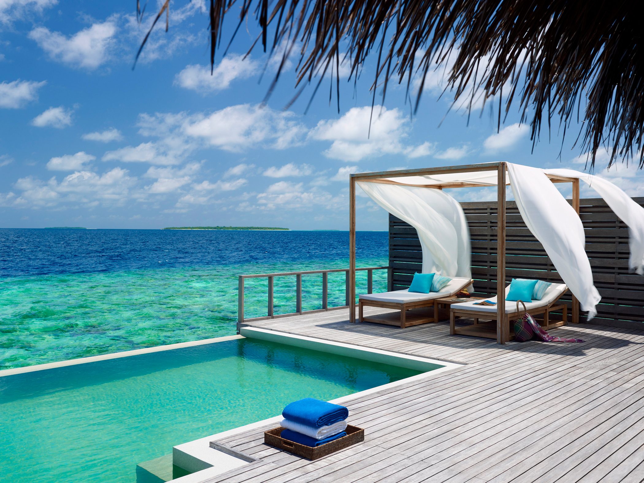 Dusit Thani Maldives 5*