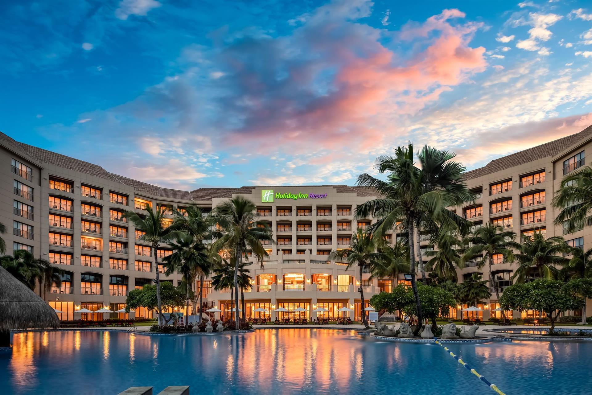 HOLIDAY INN RESORT SANYA BAY 5*