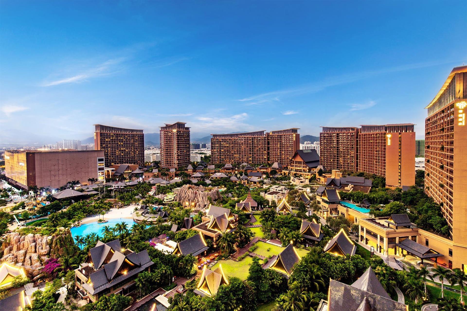 MANGROVE TREE RESORT WORLD 5*