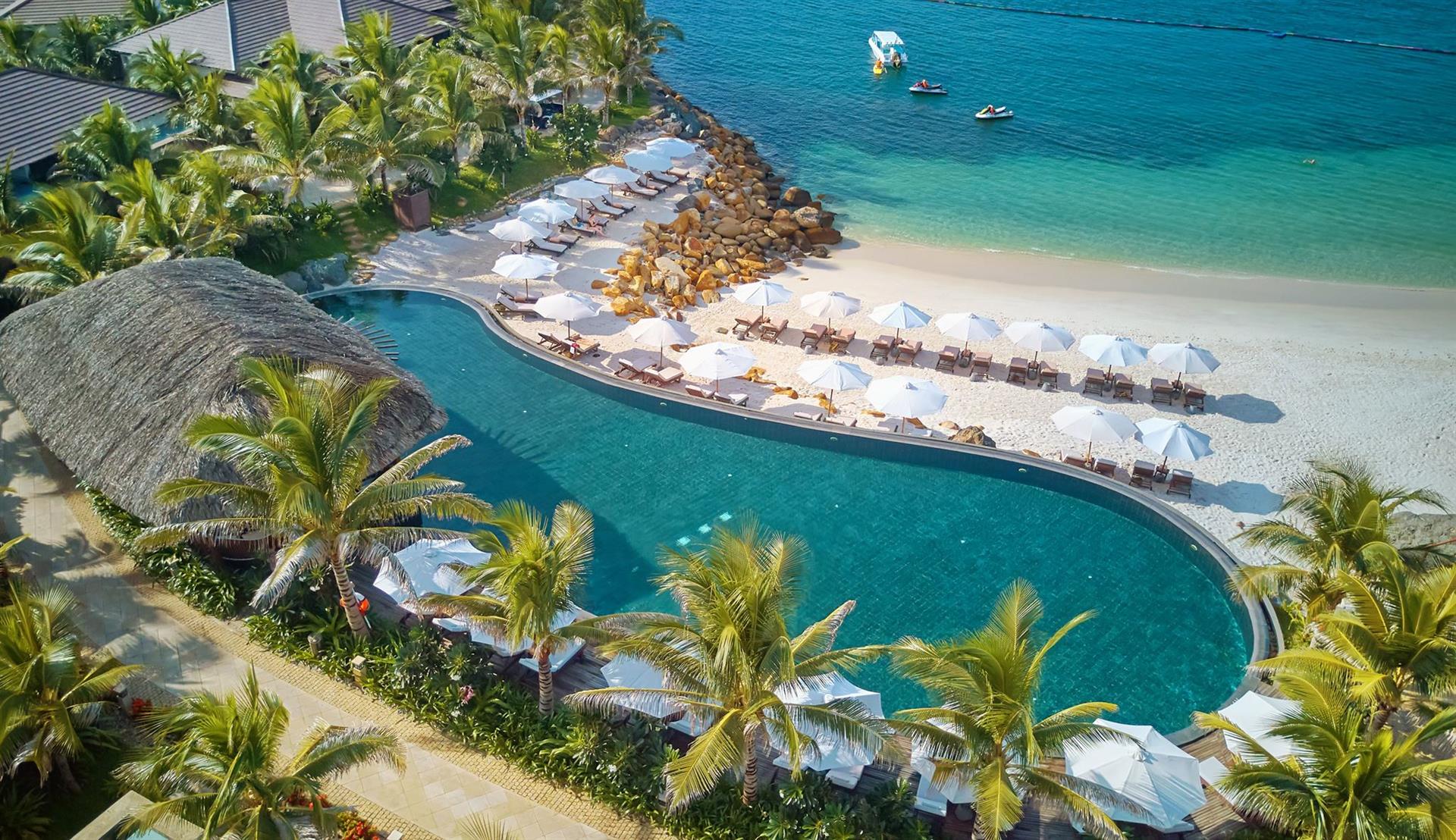 AMIANA RESORT NHA TRANG 5*