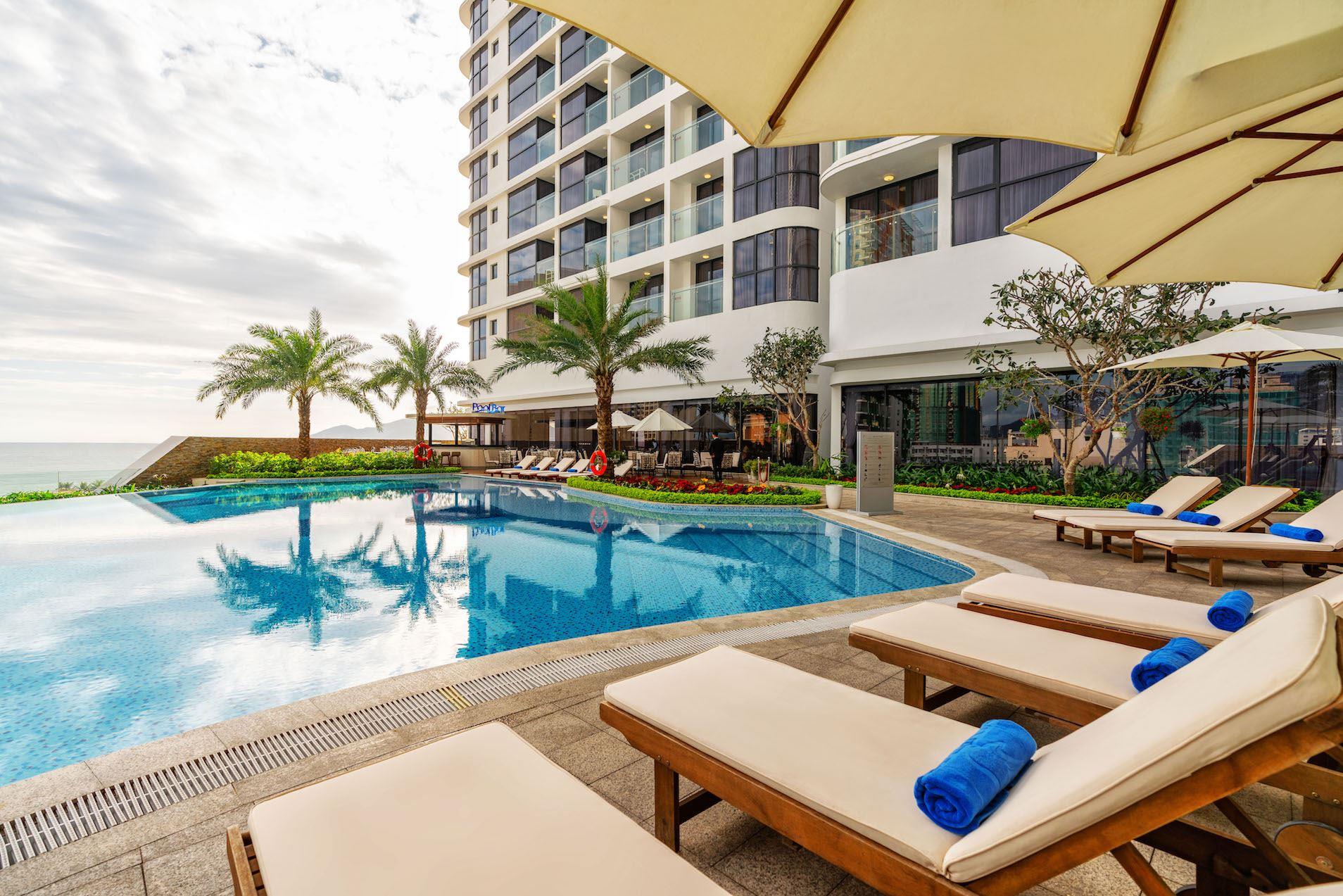MELIA VINPEARL BEACH RESORT 5*