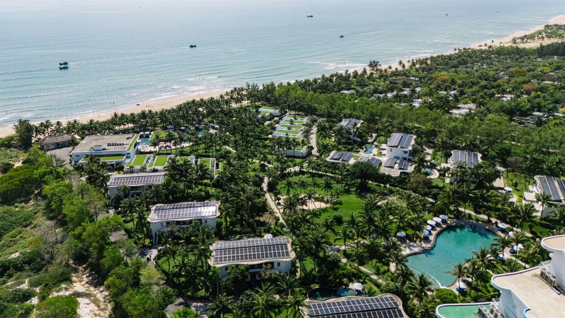 RIVIERA BEACH RESORT & SPA 5* 