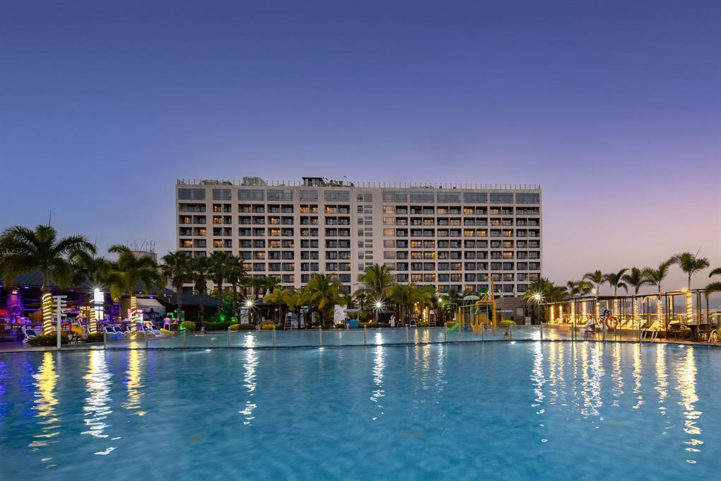 Harman Resort Hotel Sanya 5*