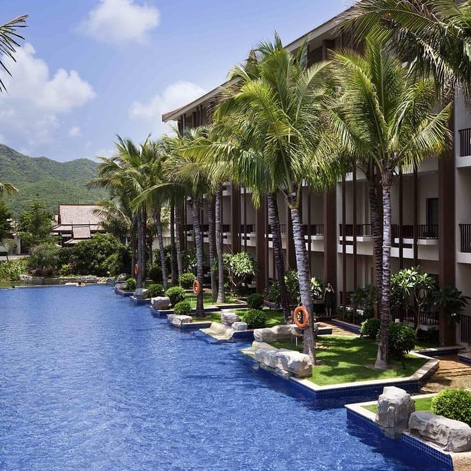 Pullman Sanya Yalong Bay Resort 5*