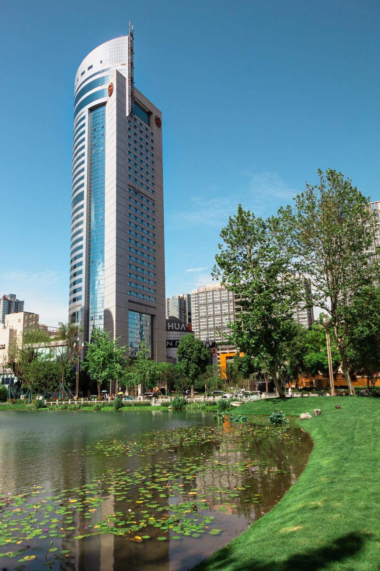 Sheraton Chengdu Lido Hotel 5*