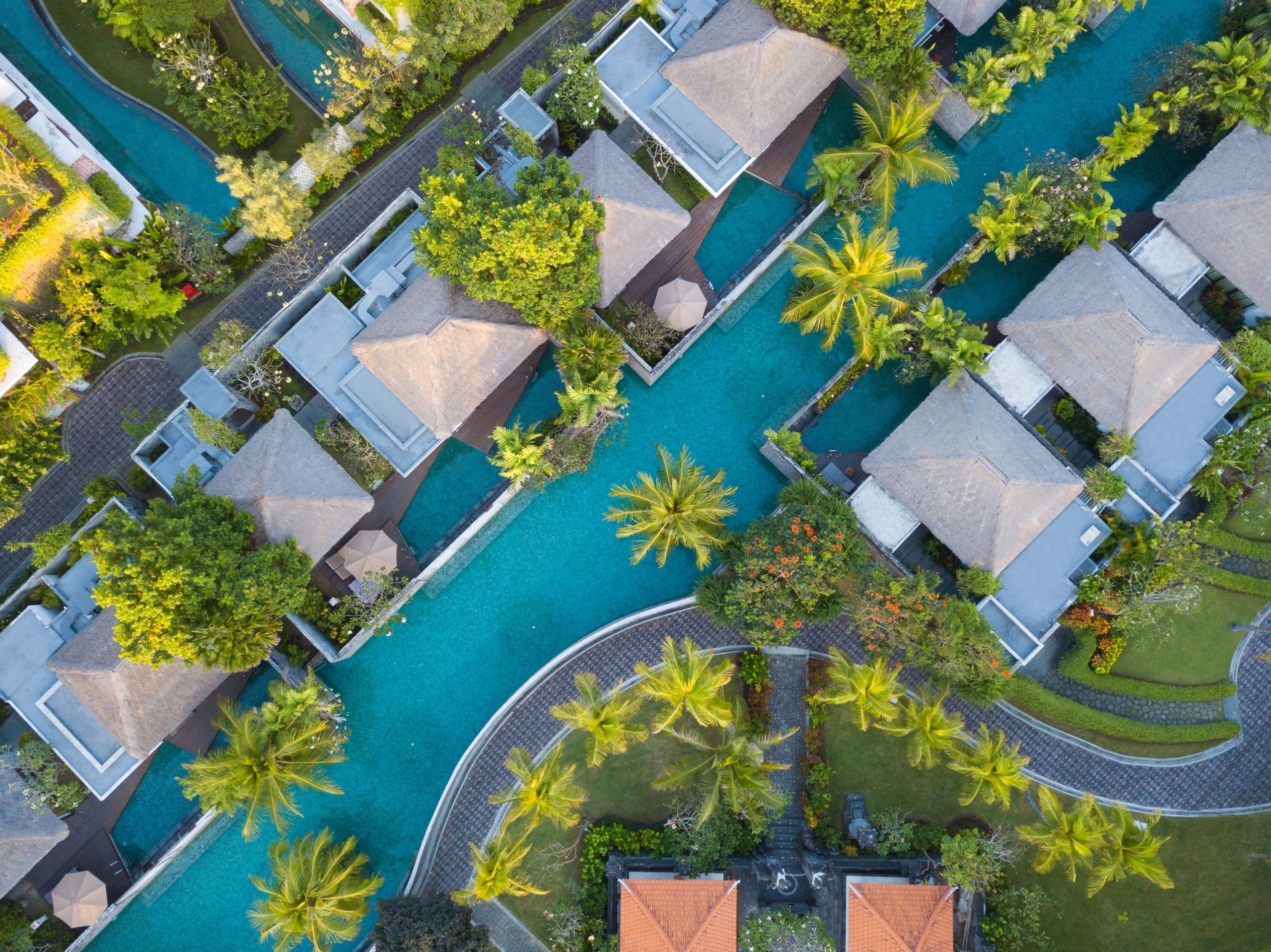 MERUSAKA NUSA DUA 5*